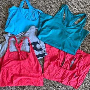 DEAL ALERT: Bundle of 5 workout tops
